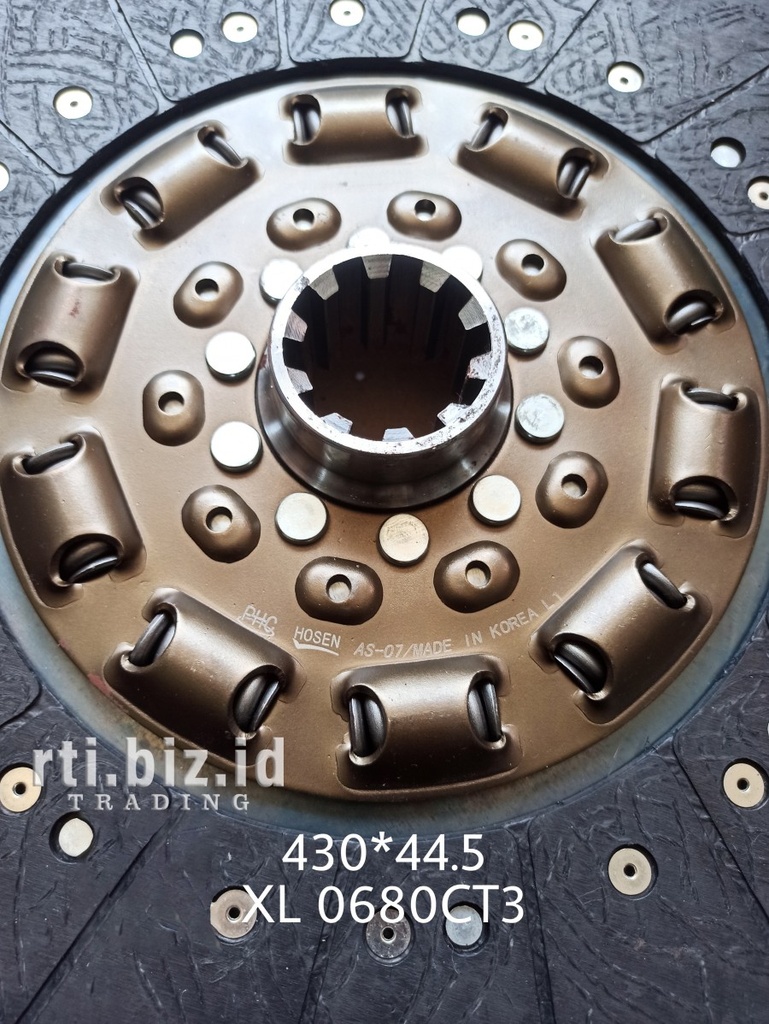 XL0680CT3 Disc Clutch (GD (yuchai Engine) Yutong)